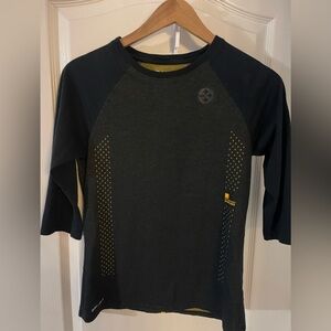 Nike Men's Black and Yellow Long Sleeve Shirt NFL Pittsburgh Steelers Football